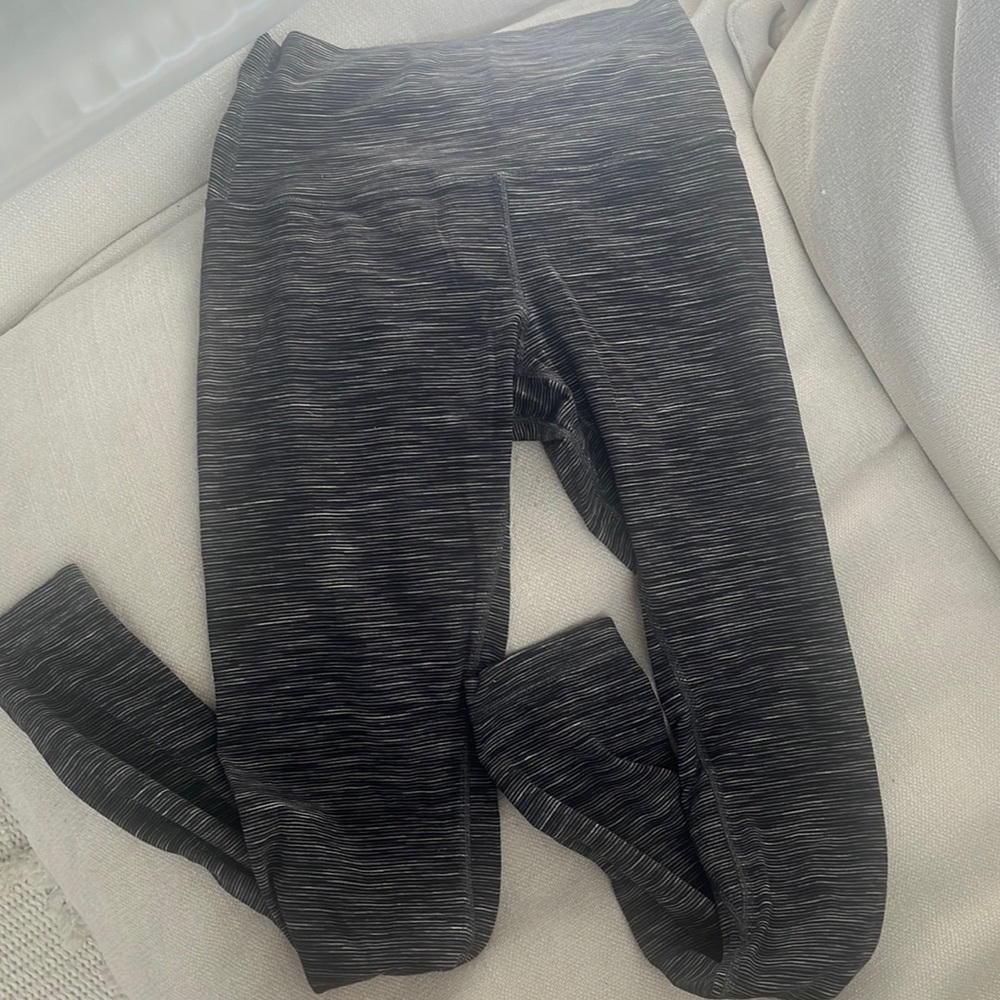 size 4 lulu leggings